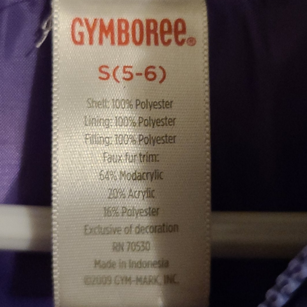 * Gently Used Gymboree Winter Vest Size S (5-6) - Picture 4 of 6